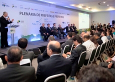 Frente Nacional de Prefeitos       : Vinicius aguarda novas conquistas