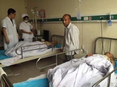 Funcionário corta testículos    de pacientes para comer