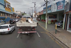 Cobertura de pontos de ônibus     : vereador pede informações