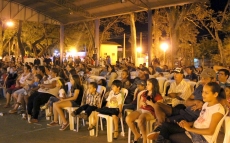 Cinema no Bairro é sucesso             em Padre Nóbrega