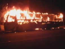 Incêndio em ônibus é investigado pela Polícia