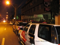 Jovem e mototaxista são presos