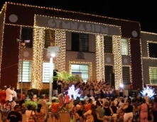 Natal Iluminado será aberto             oficialmente nesta quarta-feira