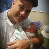 Grávida em coma acorda                    para ter bebe