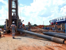 Poço no jardim Primavera          : perfuração atinge 90 metros