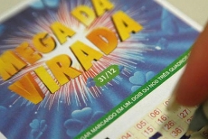Mega da Virada: quem ganhou       . Foram quatro acertadores