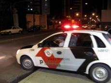 PM prende quadrilha                que assaltava residências