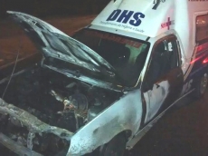 Polícia investiga incêndio        em ambulância da Prefeitura