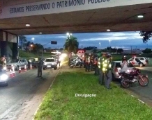 Natal: Polícia Militar faz segurança à população