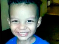 Mãe confessa ter matado filho de 2 anos encontrado dentro de sofá 