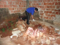 Mãe e filho são presos após        esconderem cadáver