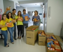 Desafio lançado no Facebook arrecada Biscoitos para a ACC