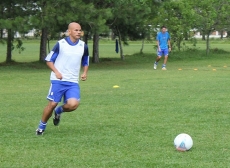 MAC confirma contratação de Gadelha e capitão Thiago Gomes para Paulistão/2015