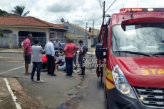 Colisão de carro e moto                         fere mulher no centro